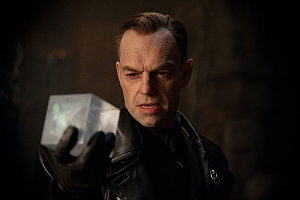 hugo-weaving