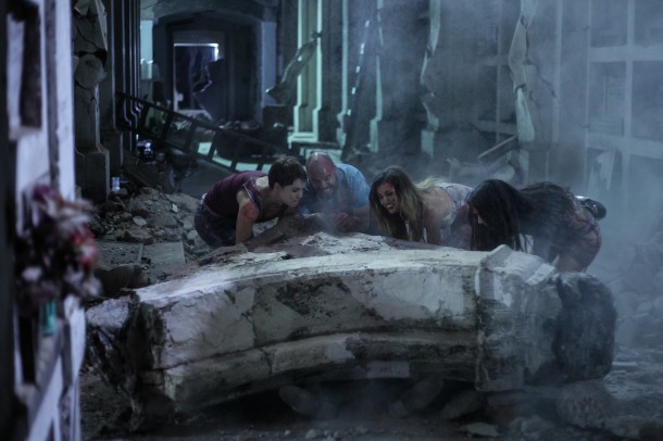 Cast and Roth filming on location in Valparaiso