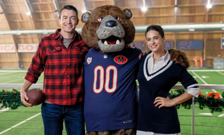 Holiday Touchdown: A Bears Love Story
